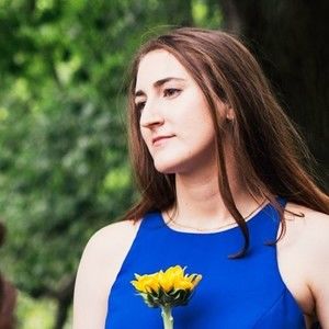 Meet your Posher, Maia